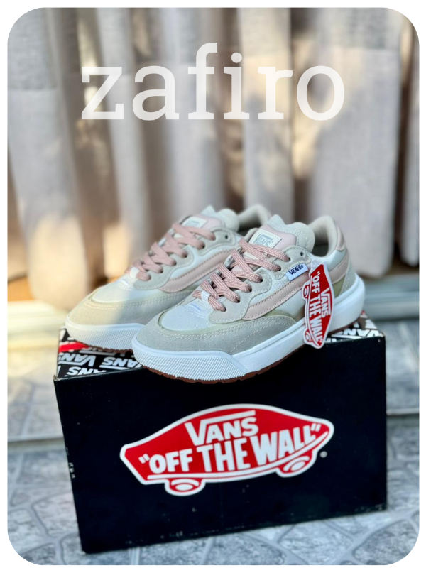 Producto - Vans Off Mujer