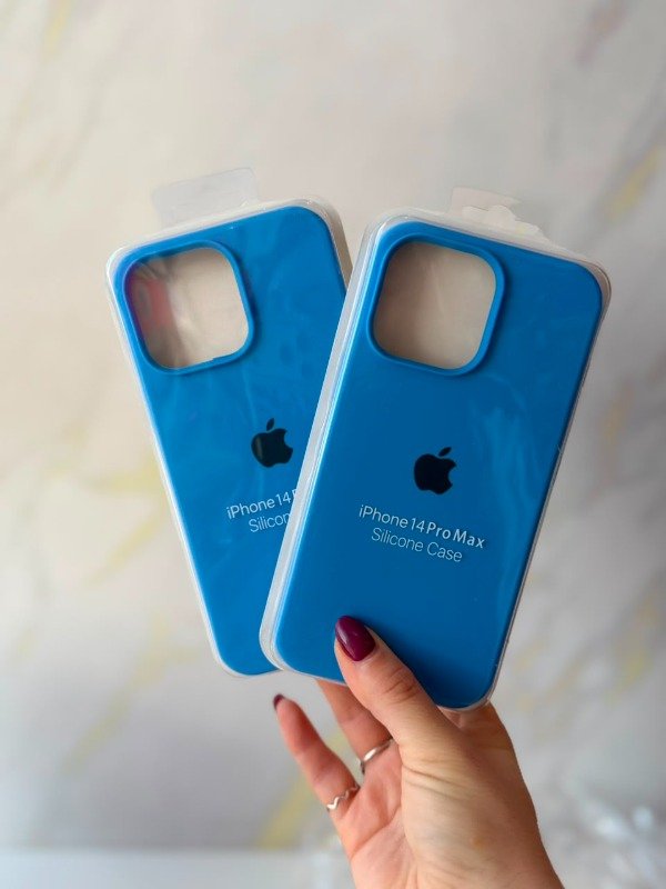 Producto - Silicone case IPhone 14 pro max azul fuerte