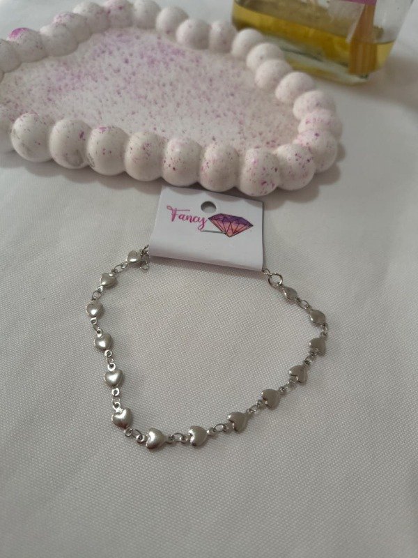 Producto - Pulsera corazones sinfin