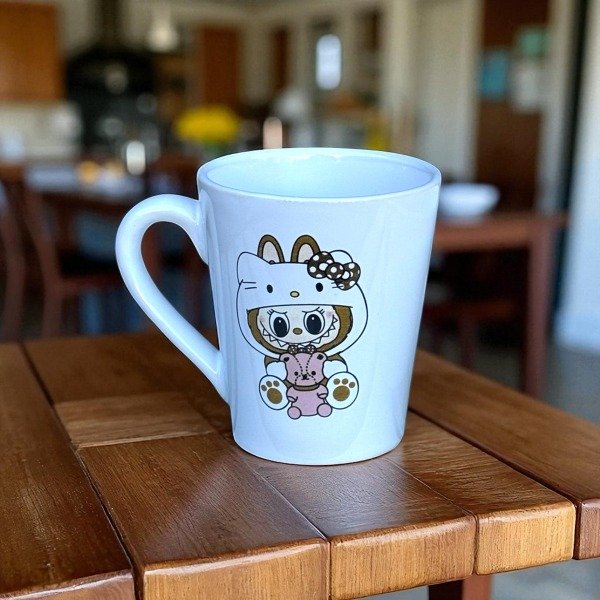 Producto - TAZA CÓNICA CERÁMICA BLANCA LABUBU EN CAJA MODELOS SURTIDOS