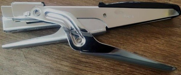 Producto - ABROCHADORA KANGARO PINZA N 10