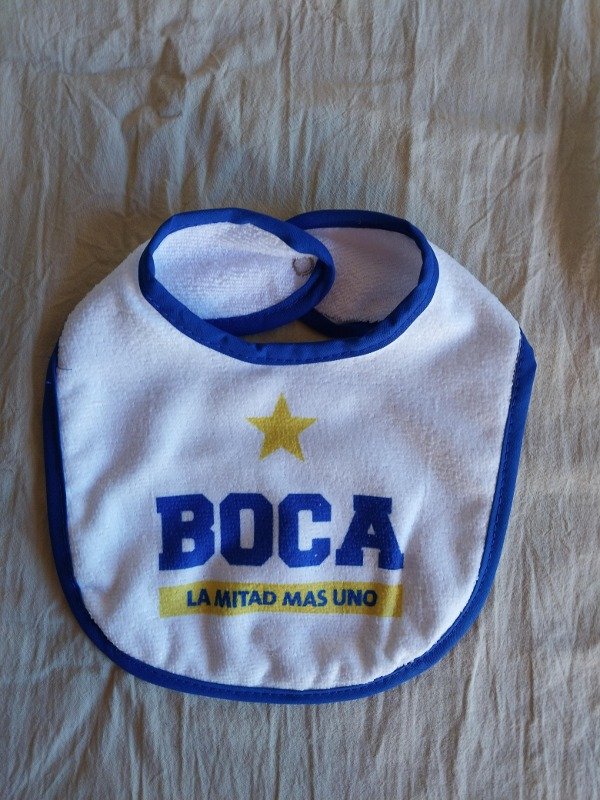 Producto - babero futbol 2