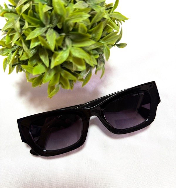 Producto - Lentes Miu miu 4 negros