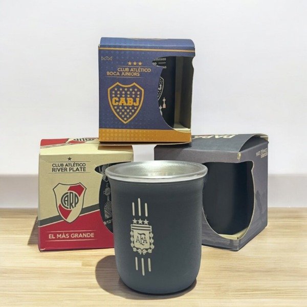 Producto - MATE ALUMINIO EQUIPOS 200 ML EN CAJA