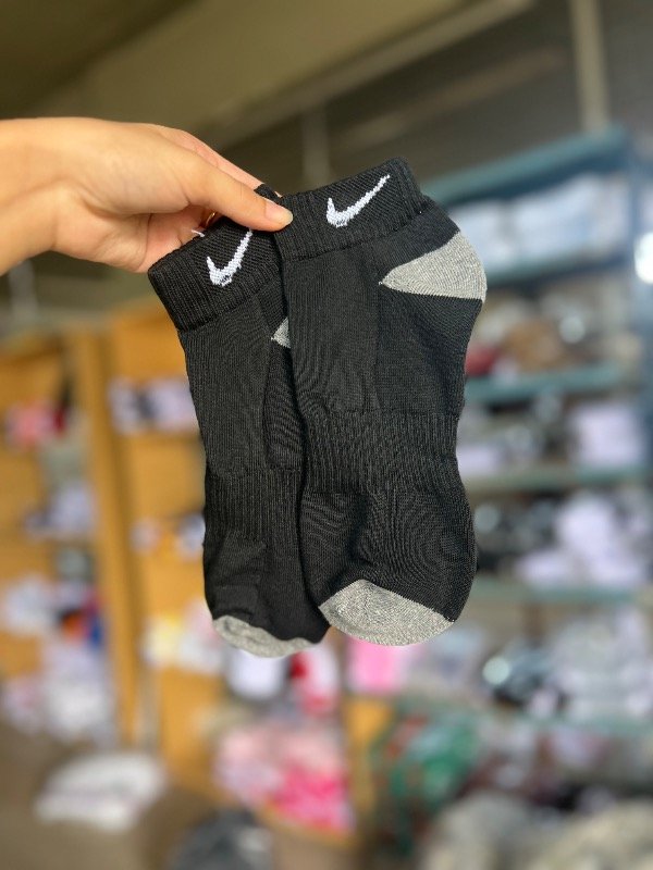 Producto - NIKE CON TOALLA