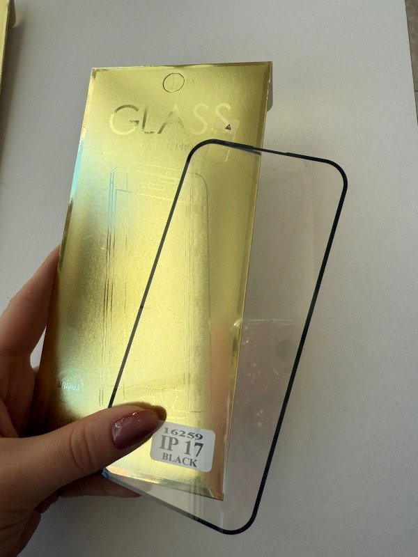 Producto - Vidrio templado 9D Iphone 17