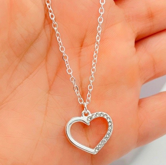 Producto - Co. Corazón mitad strass