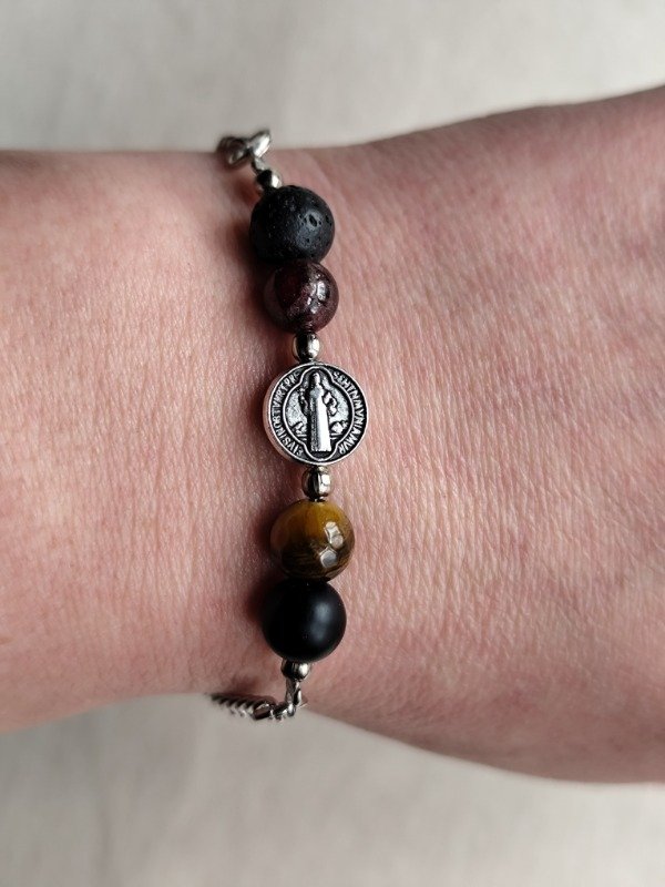 Producto - PULSERA SAN BENITO CON AZABACHE, GRANATE, VOLCÁNICA Y OJO DE TIGRE - Protección - 0
