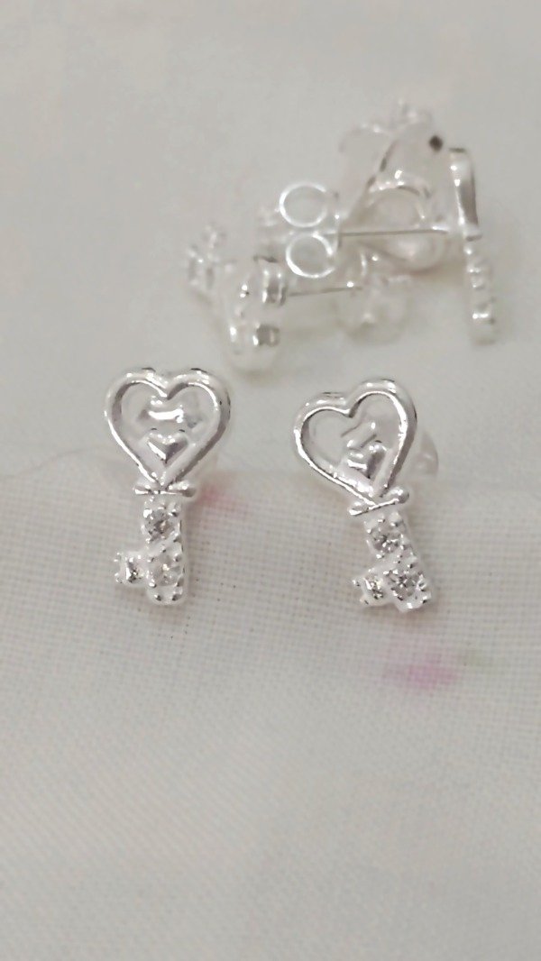 Producto - Aro de Plata 925 corazon y llavecita con cubics