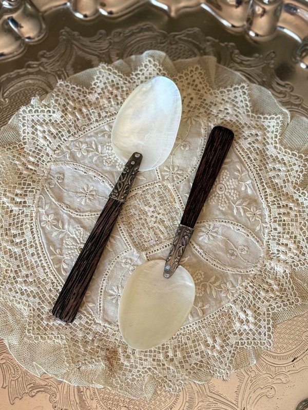 Producto - Cuchara de nácar y madera