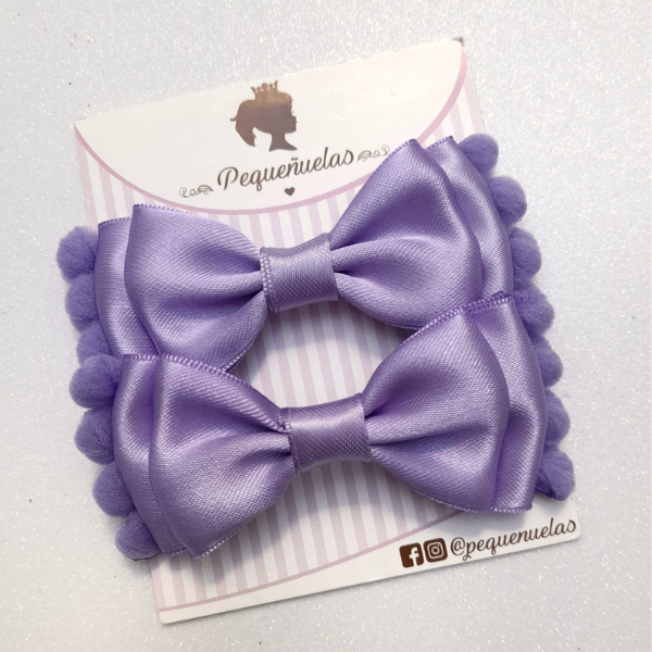 Moños Olivia pompón lila
