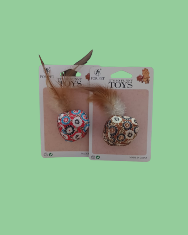 Producto - PELOTA DE TELA CON PLUMA CARTON
