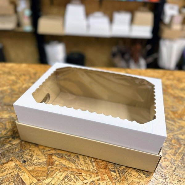 Producto - BOX DESAYUNO BASE KRAFT TAPA CARTULINA BLANCA  -COD. 1548   medida 25X12X35