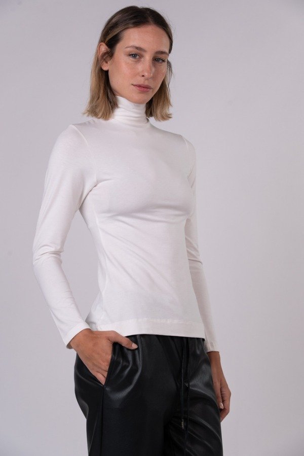 Producto - Polera Básica Tiza (Melocoton)