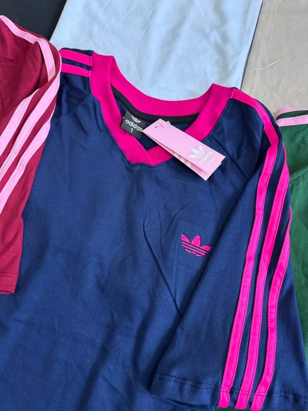 Producto - REMERON RETRO OVER ESCOTE EN V DM - 4