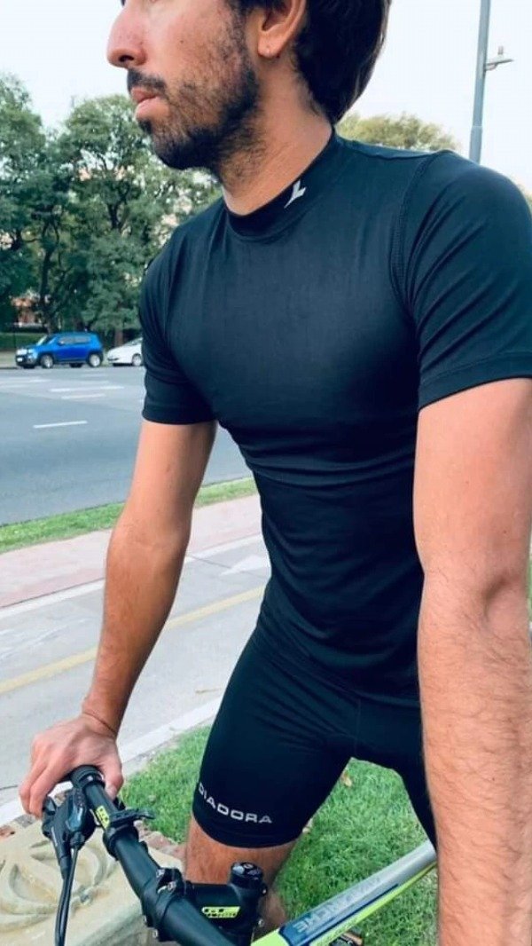 Producto - Remera termica corta