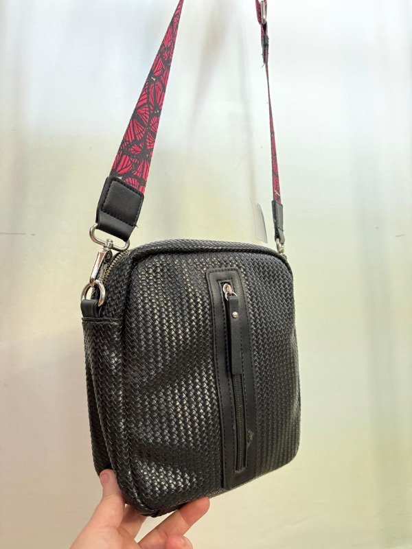 Cartera Amphora tira fucsia — imagen 4