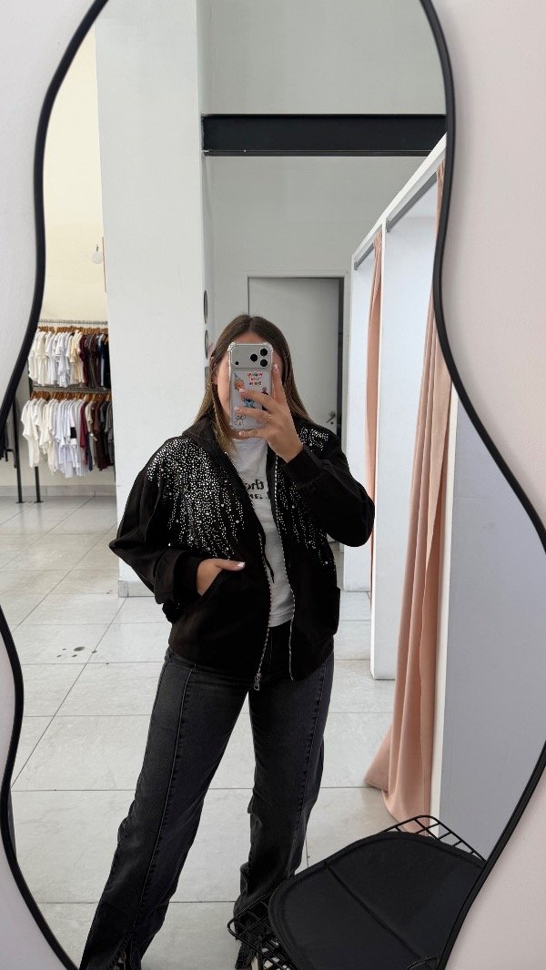 Producto - Campera Hilton Negra