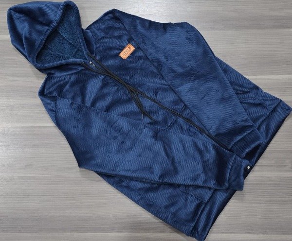 Producto - Campera Plush Premium Con Capucha Azul Marino TALLES M/L/XXL