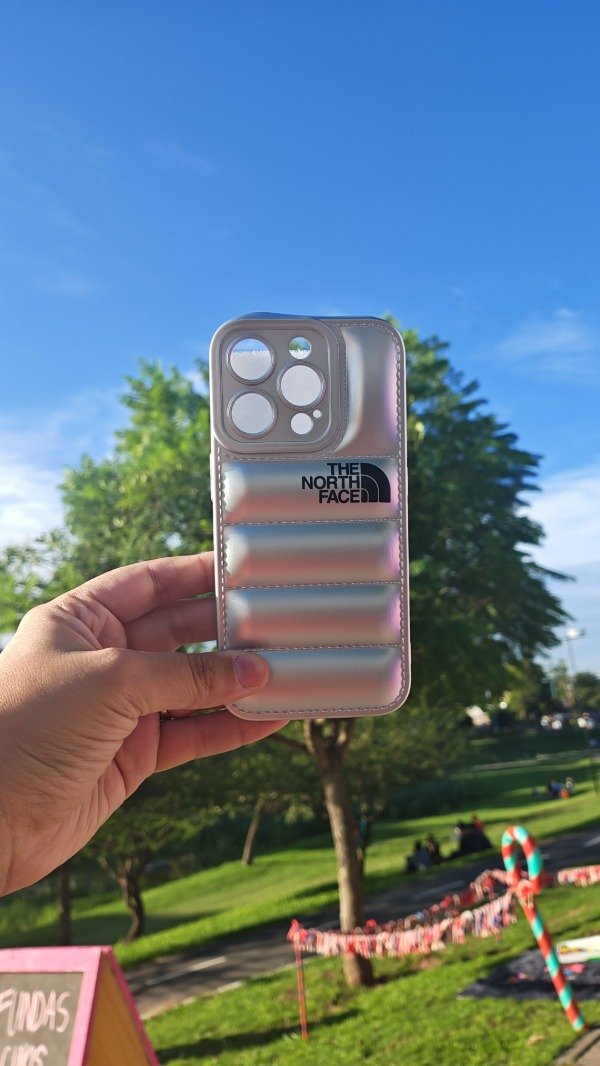 Producto - The North Face/ Iphone 15 Pro