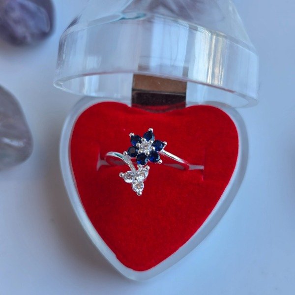 Producto - Anillo italiano flor cubic centro blanco con azul