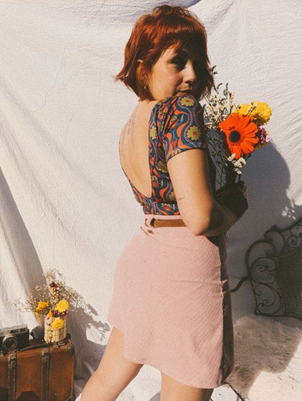 Producto - Remera Nina (Retro)