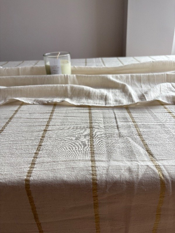 Producto - Mantel Tusor lurex dorado