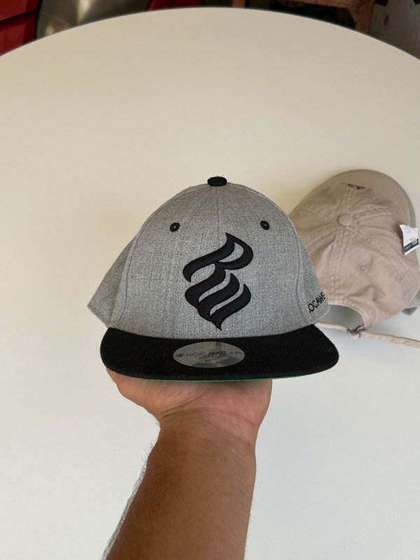 Producto - Cap Roca Wear New