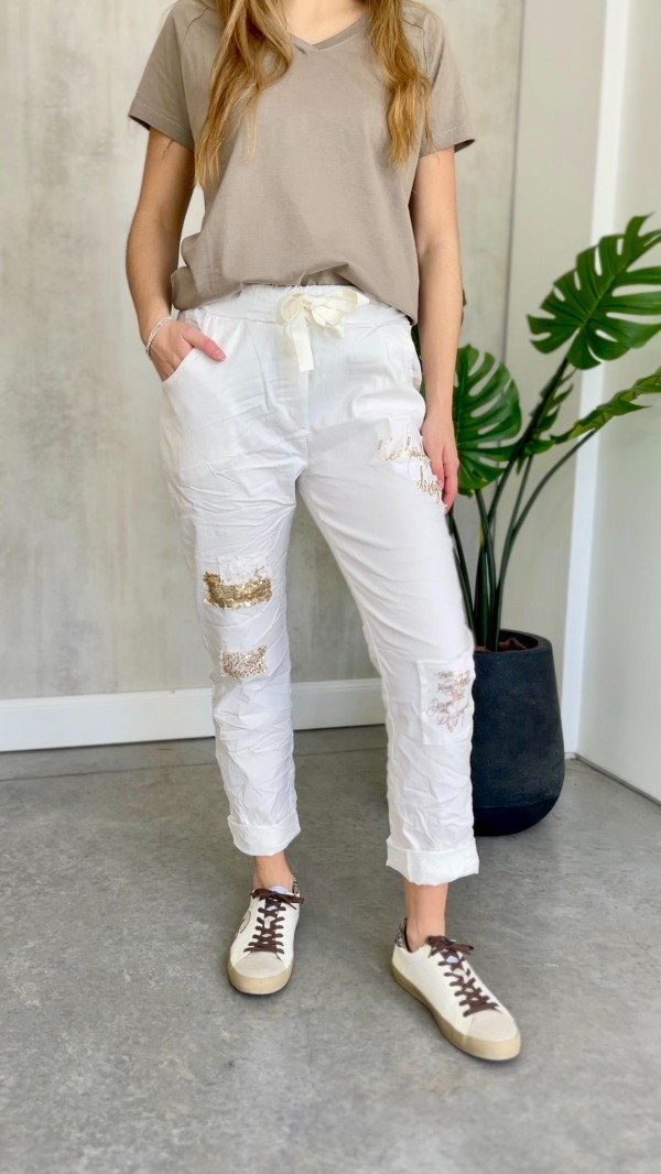Producto - Babucha italiana con apliques  botton blanca