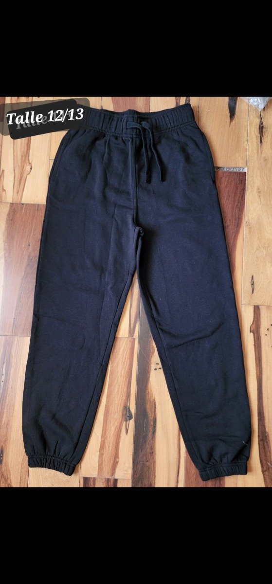 Producto - Pantalon con friza HyM talle 12/13 negro