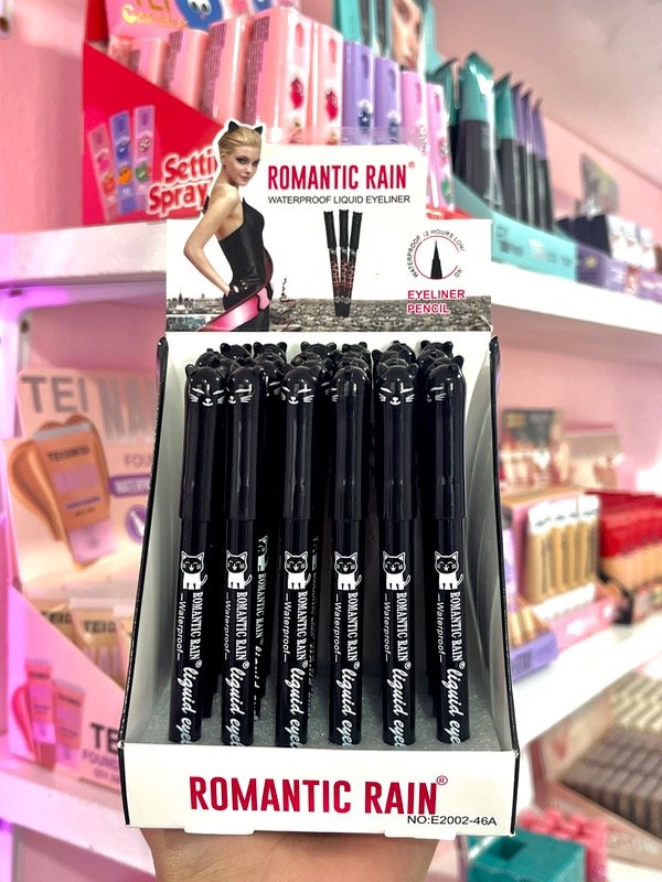 Producto - Delineador Líquido Waterproof - Romantic Rain