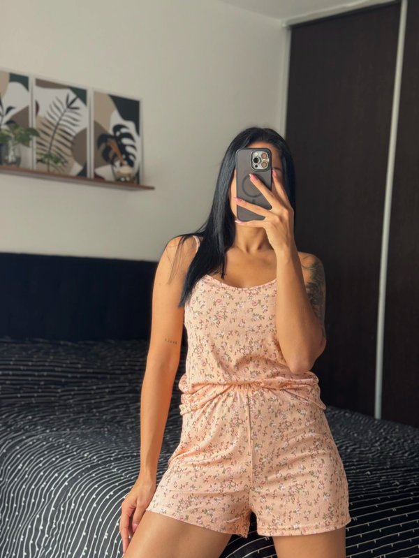 Producto - Pijama Morley Flores