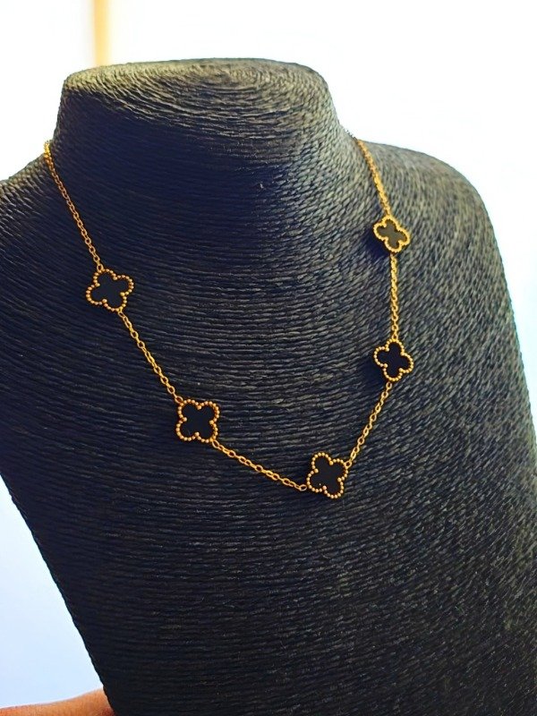 Producto - Cadena Trebol Negro