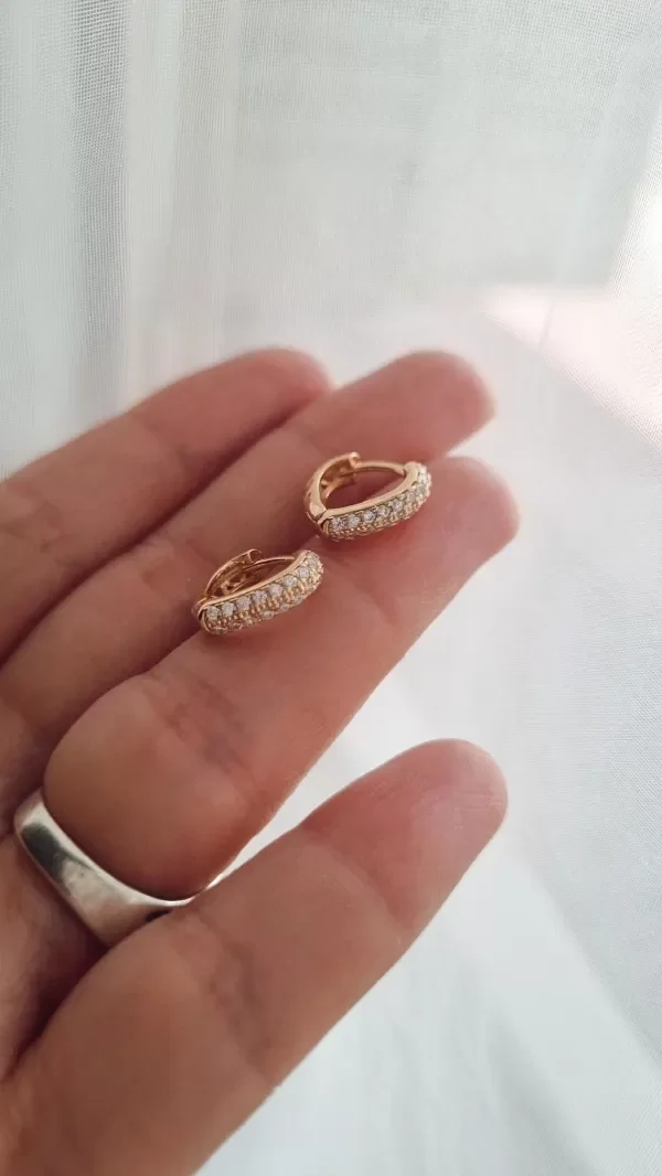 Producto - Argollitas con cubic blanco enchapadas en oro