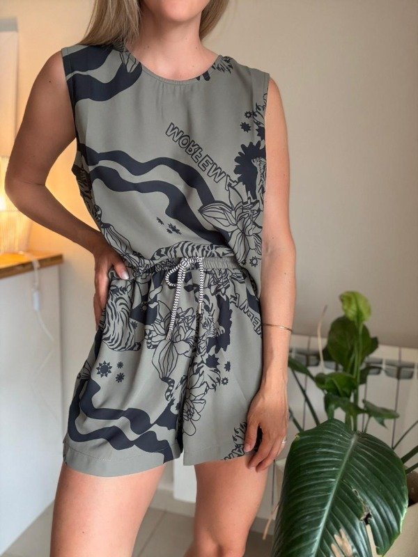 Producto - Conjunto verde tokio