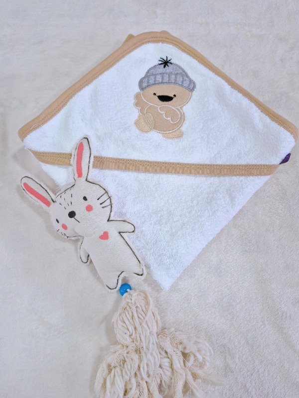 Producto - Toallon bordado Patito beige