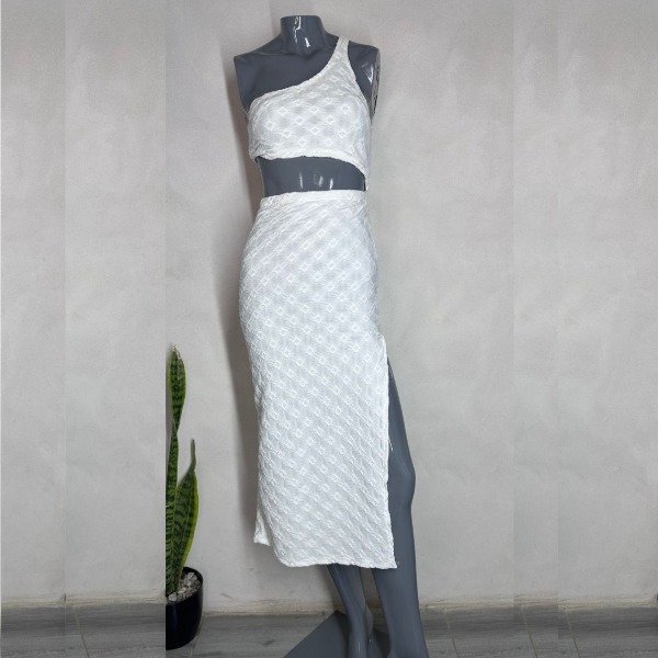 Producto - VESTIDO LARGO CON ABERTURA