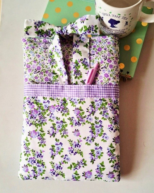 Producto - Pack Funda para libros "Flores lilas"