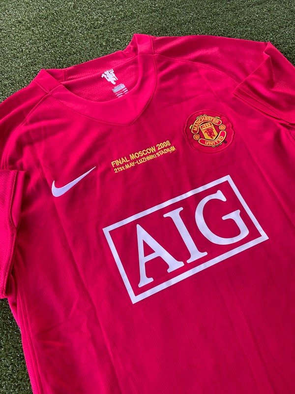Producto - Manchester United Local 2008 Version Retro