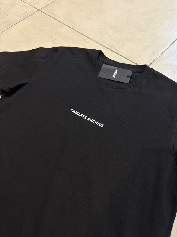 Producto - Remera Timeless