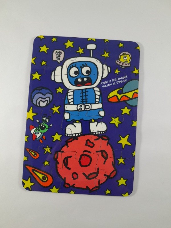 Producto - "CUIKI Y SUS AMIGOS VIAJAN AL ESPACIO"