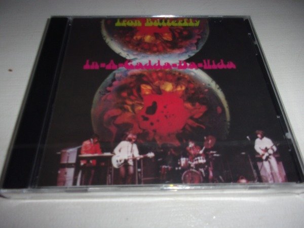 Producto - CD IRON BUTTERFLY IN A GADDA DA VIDA NUEVO EUROPEO 41D