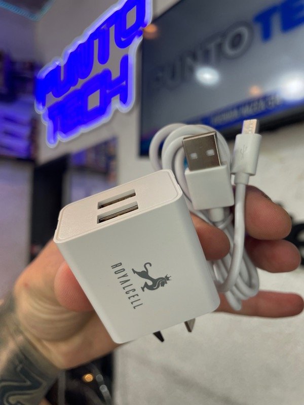 Producto - CARGADOR ROYAL CEL RÁPIDO MICRO USB