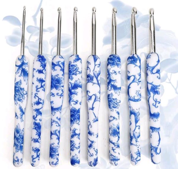 Producto - Set de Agujas de Crochet de Aluminio Azuladas con Estuche 8 Unidades