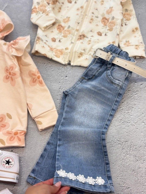 Producto - Jeans beba oxford elastizado flores