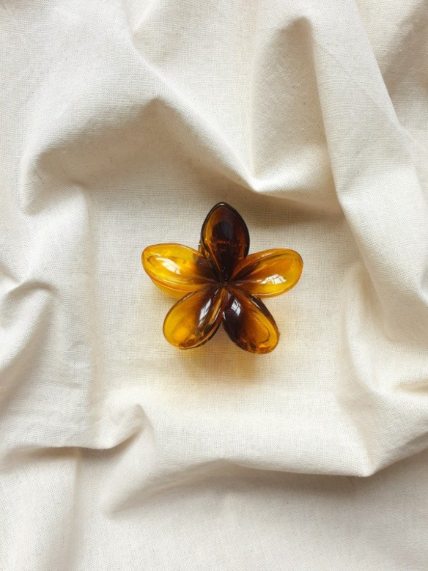 Producto - Broche flor semi traslúcido 2