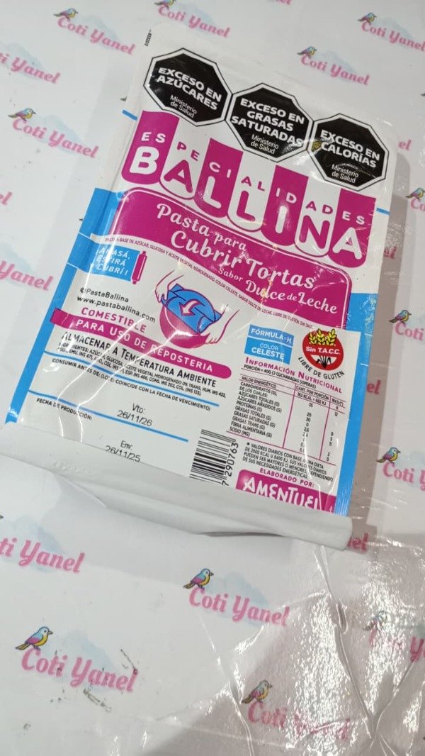 Producto - Pasta para cubrir tortas - Ballina x500gr