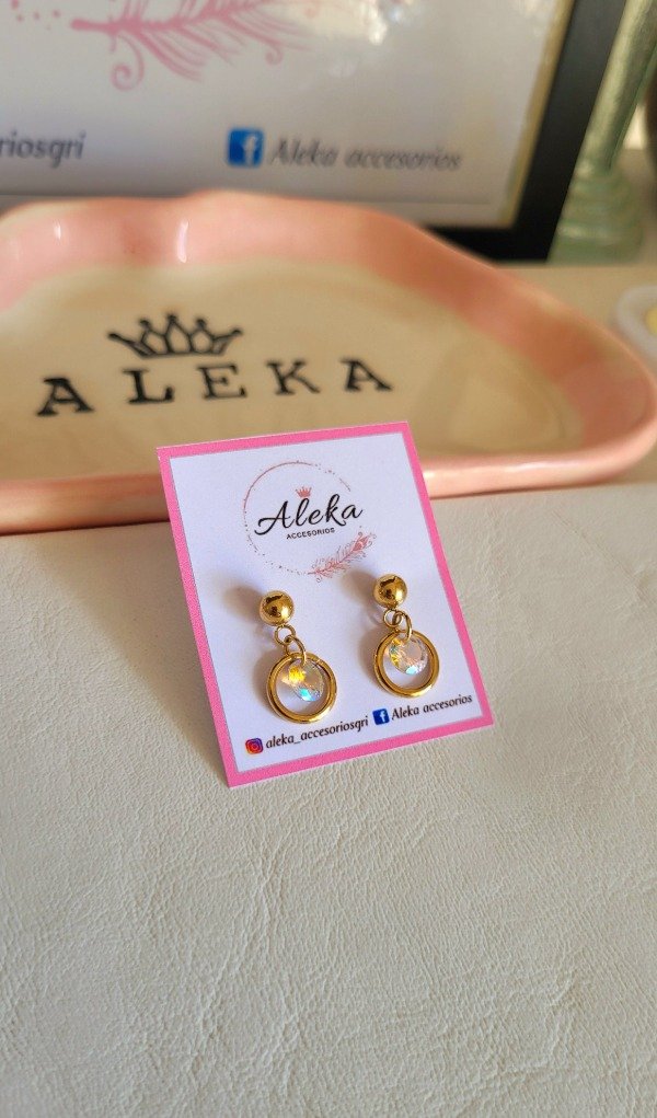 Producto - Aros redondos con cubic colgante de acero dorado - 2