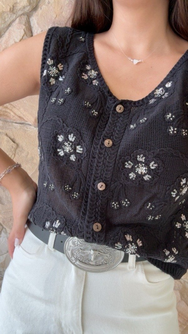 Producto - CHALECO TEJIDO CON BRILLOS