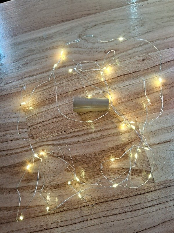 Producto - Luz alambre con tapón cálido